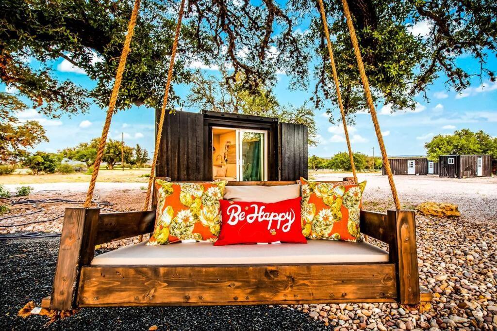 The Container Retreat @ 290 Wine Trail #10 Welcome Friends! Hye Buitenkant foto